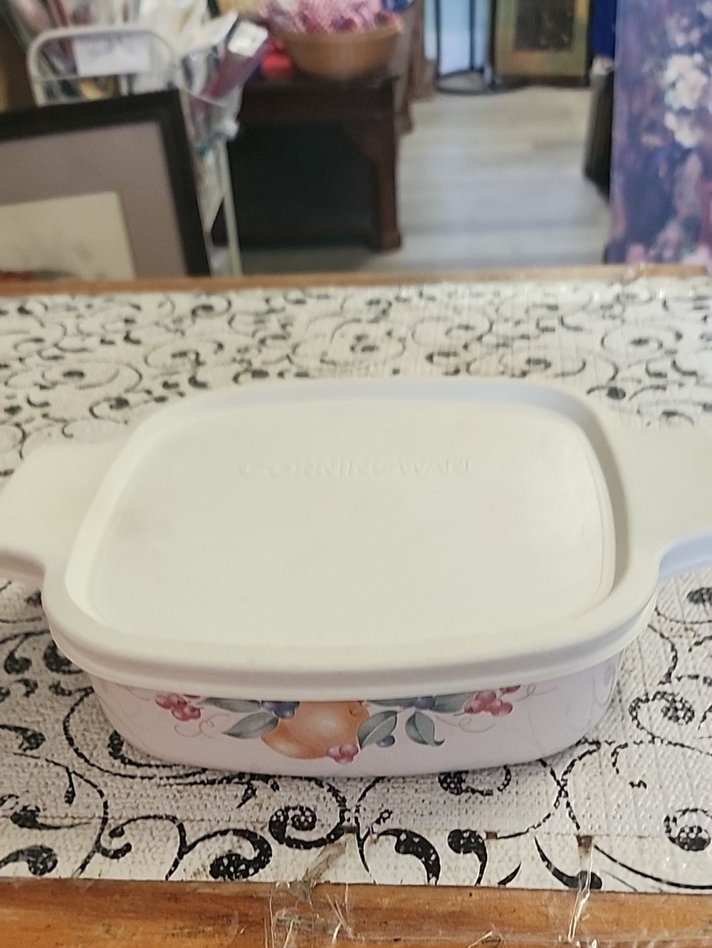 Corningware Abundance  Stoneware Casserole with Lid
